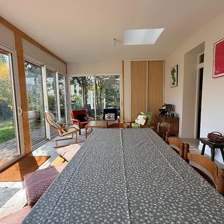 Confortable Maison Familiale A 5 Minutes Du 別荘 *