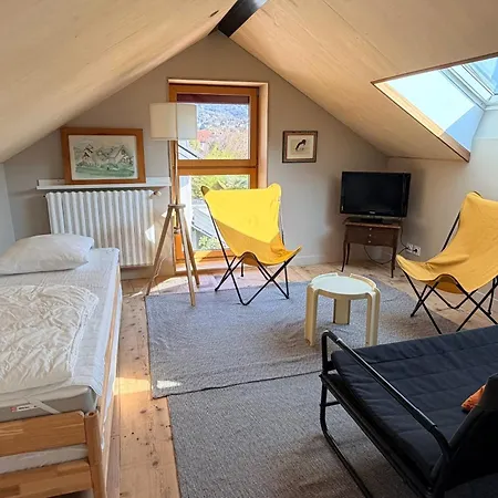 別荘 Confortable Maison Familiale A 5 Minutes Du エクスレバン