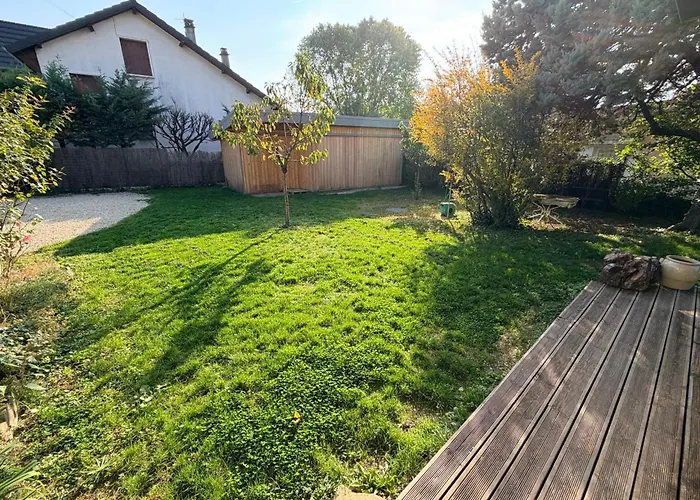 Confortable Maison Familiale A 5 Minutes Du * エクスレバン