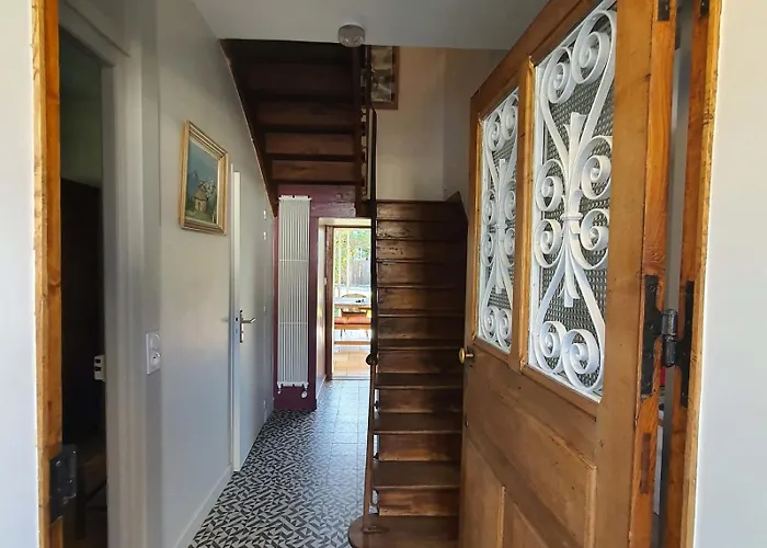 Confortable Maison Familiale A 5 Minutes Du 別荘 エクスレバン